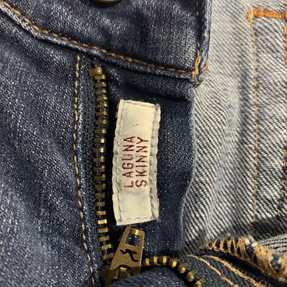 Hollister Jeans - Picture 3 of 4